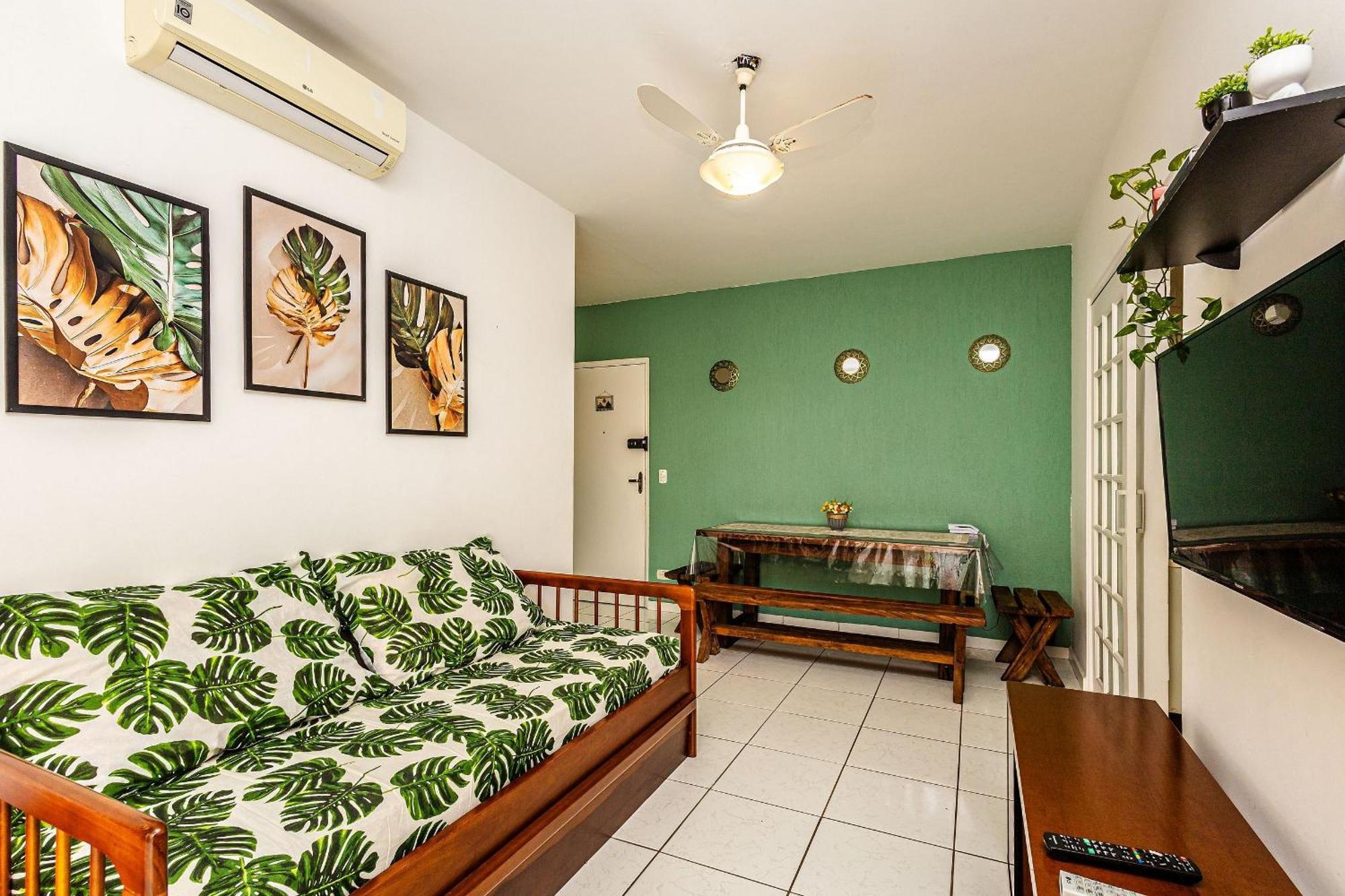 Apto Na Enseada Excelente Localizacao, 500M Da Praia, Garagem, Ar Condicionado Portaria 24 Horas กัวรูจา ภายนอก รูปภาพ
