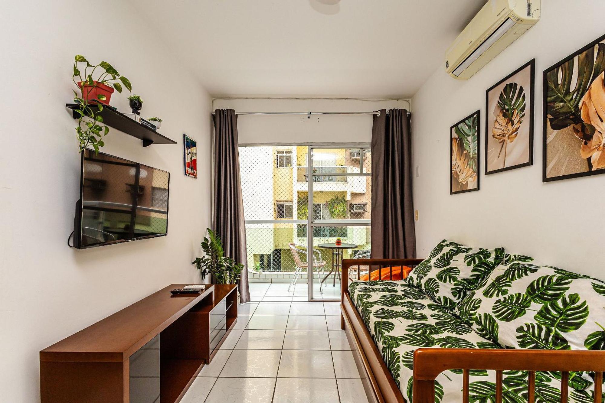 Apto Na Enseada Excelente Localizacao, 500M Da Praia, Garagem, Ar Condicionado Portaria 24 Horas กัวรูจา ภายนอก รูปภาพ